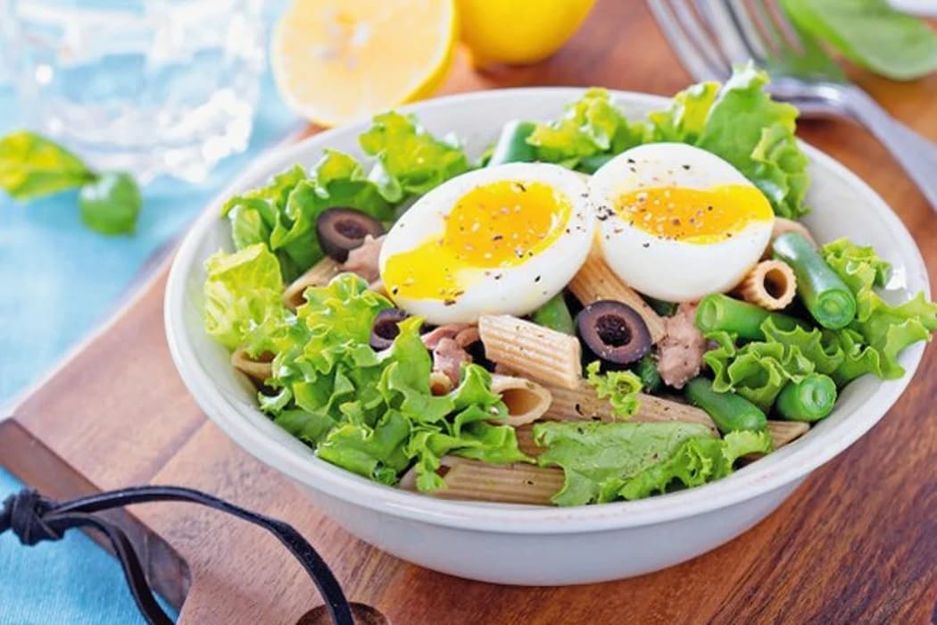  Tuna Pasta Salad with Egg 