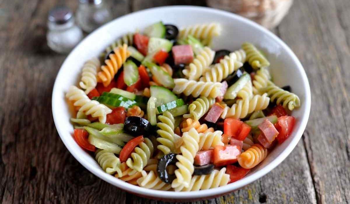  Italian Rigatoni Pasta Salad 