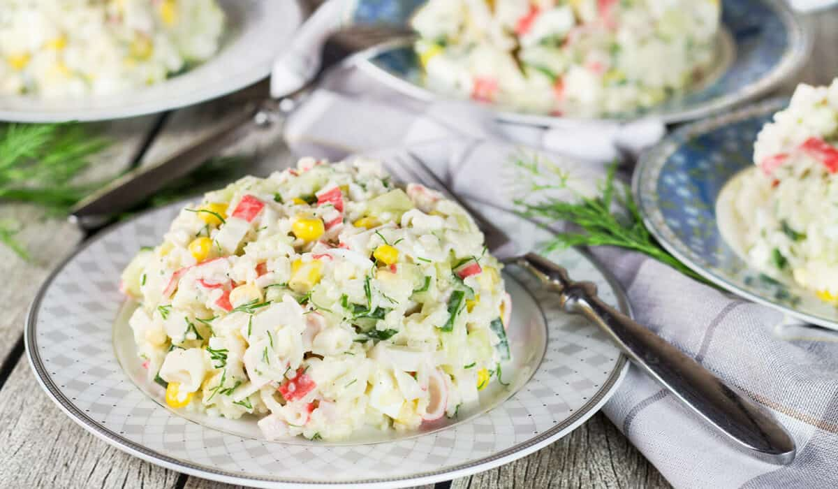  Pesto Pasta Salad with Mozzarella 