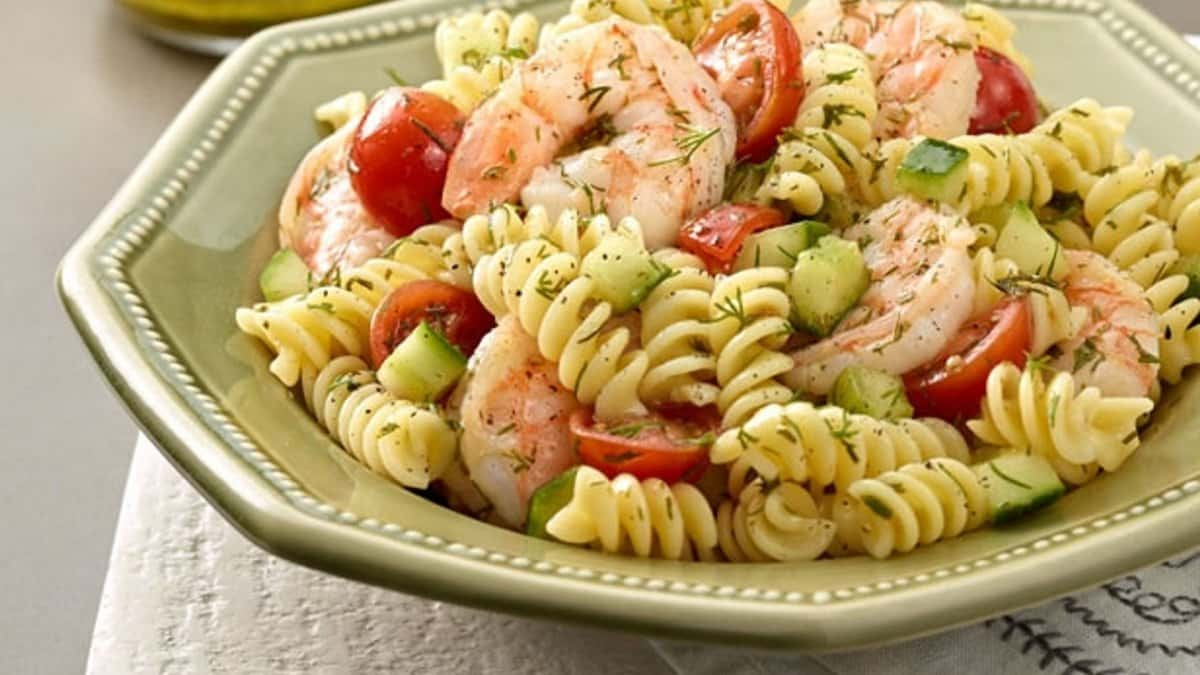  Pesto Pasta Salad with Mozzarella 