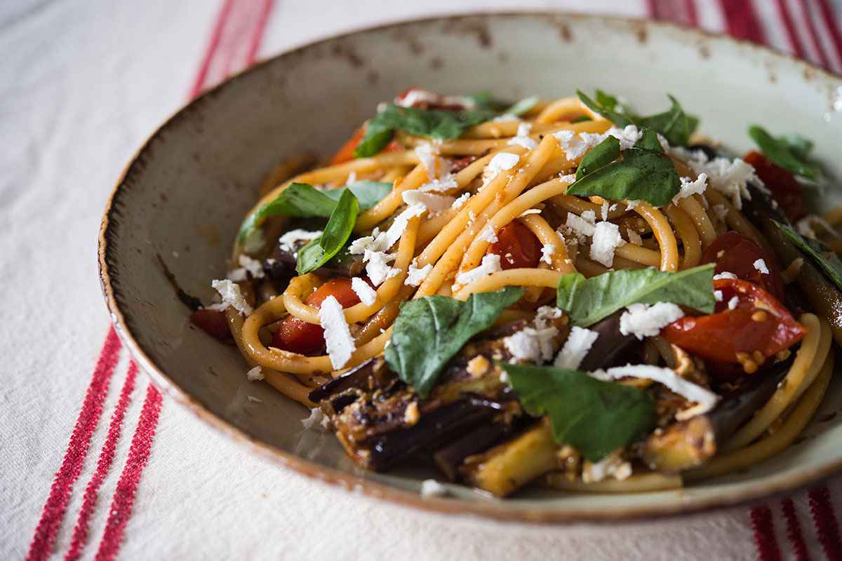  Buy Jamie Oliver eggplant tomato pasta | Selling with Reasonable Prices 