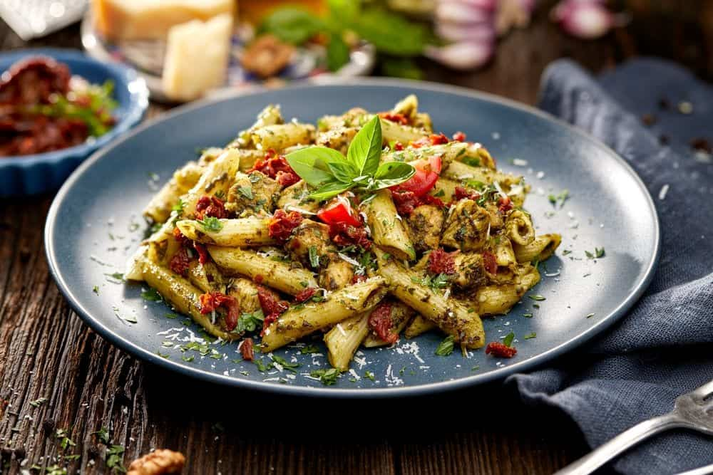 Pesto Pasta Salad with Sundried Tomatoes