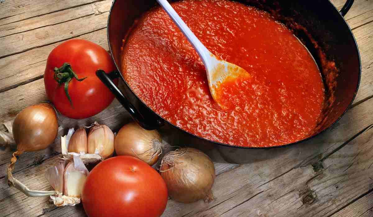  how crushed tomato sauce pasta is prepared 