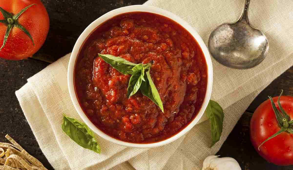  how crushed tomato sauce pasta is prepared 