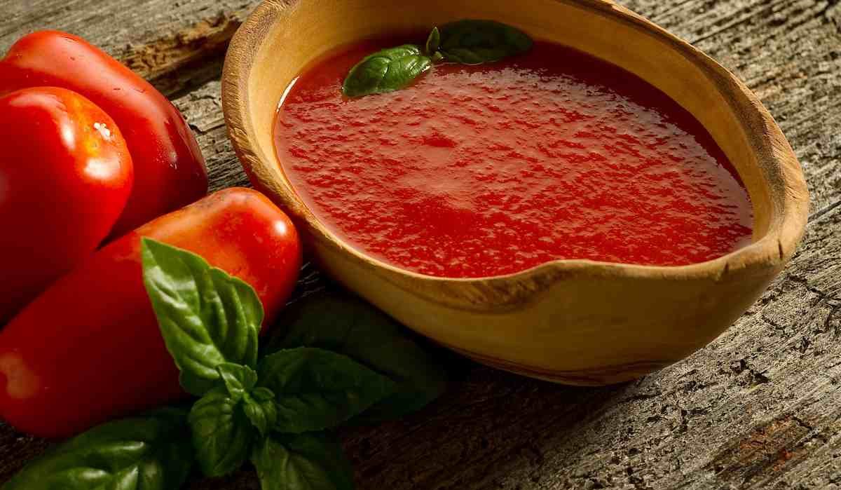  how crushed tomato sauce pasta is prepared 