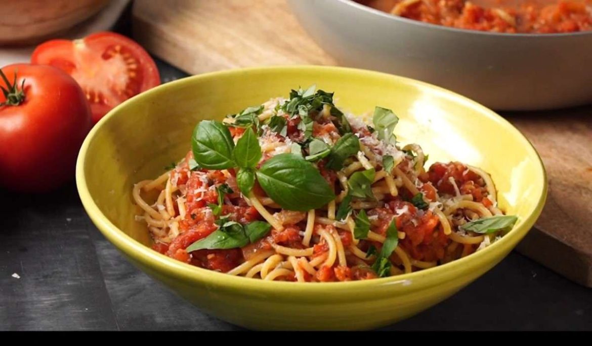 business fresh tomato pasta sauce | Buy at a cheap price